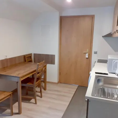 Monteurwohnungen In Apartment