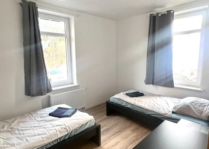 Monteurwohnungen In *